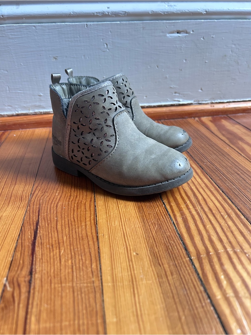 Girls' Taupe Suede Ankle Boots - 8